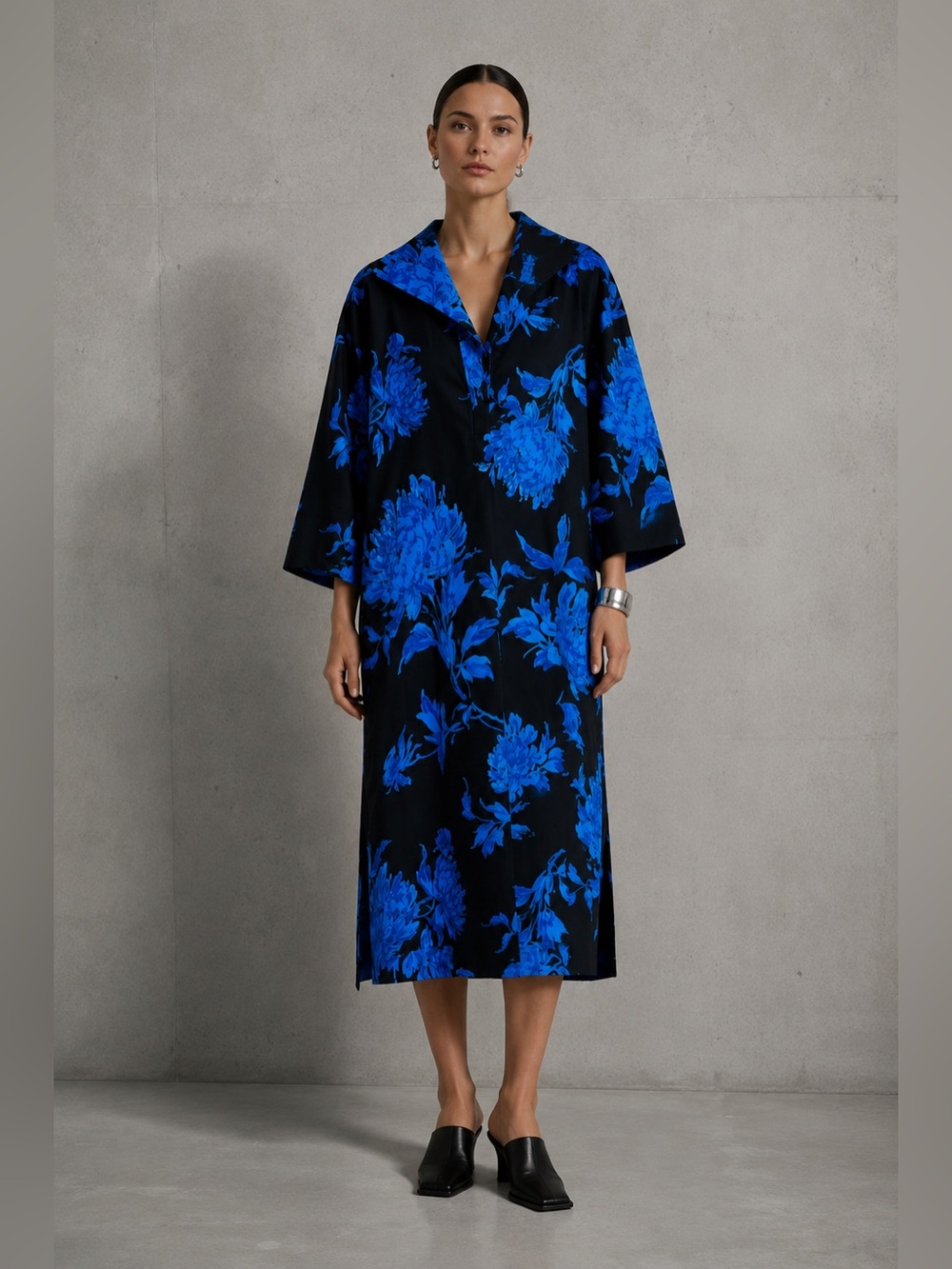 NWT Natori Miyako Cobalt Blue Black Bold Floral Printed Cotton Caftan Dress L